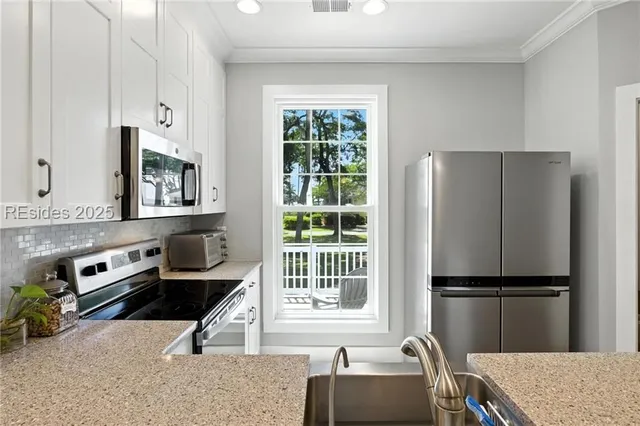 $597,999 | 135 Avenue Of Oaks, Daufuskie Island, SC 29915