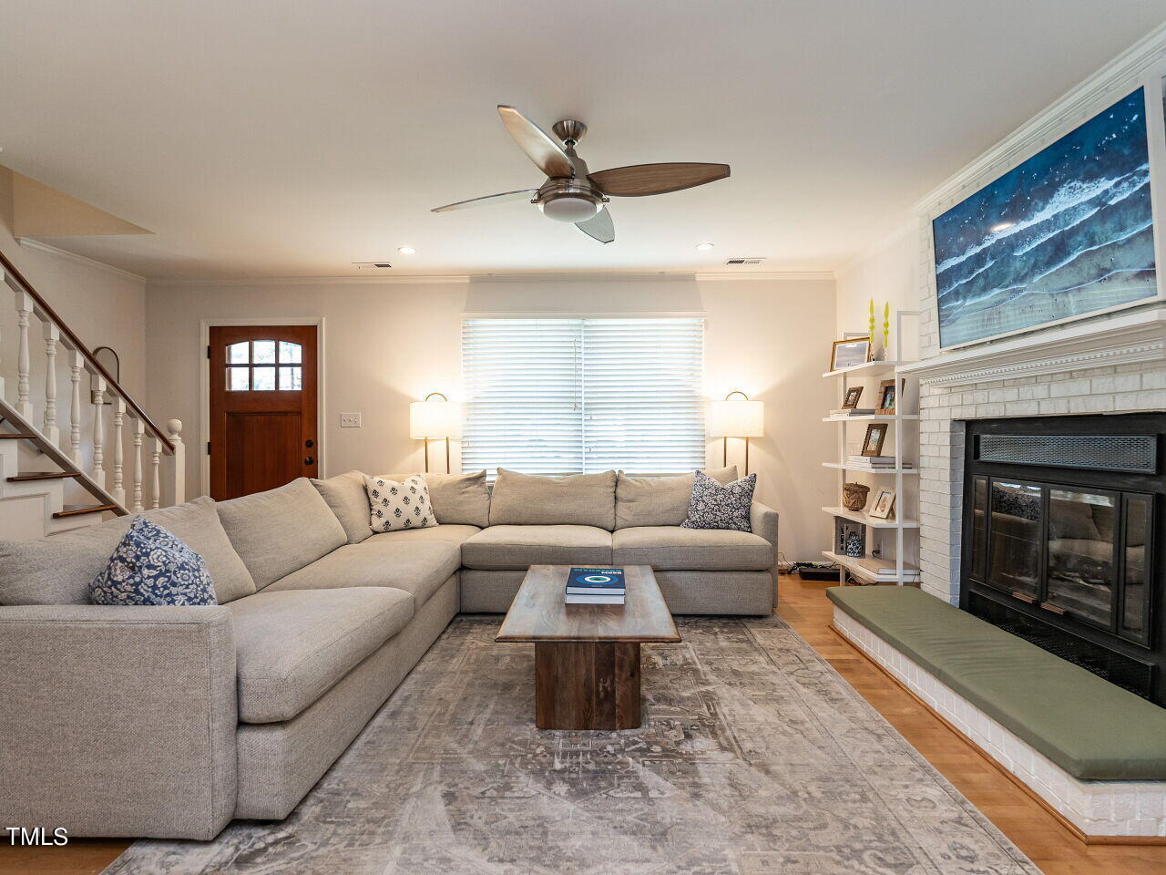 116 Georgetown Road Raleigh, NC 27608 - Photo 5 of 17 008-1280x960-family-room