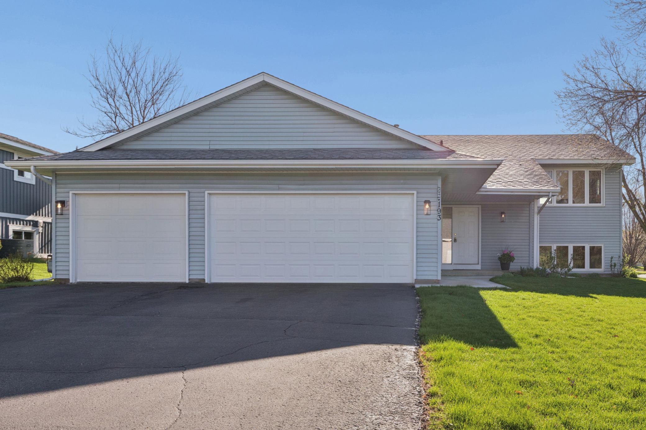 1193 Shawmut Street South Shakopee, MN 55379 - Photo 1 of 23