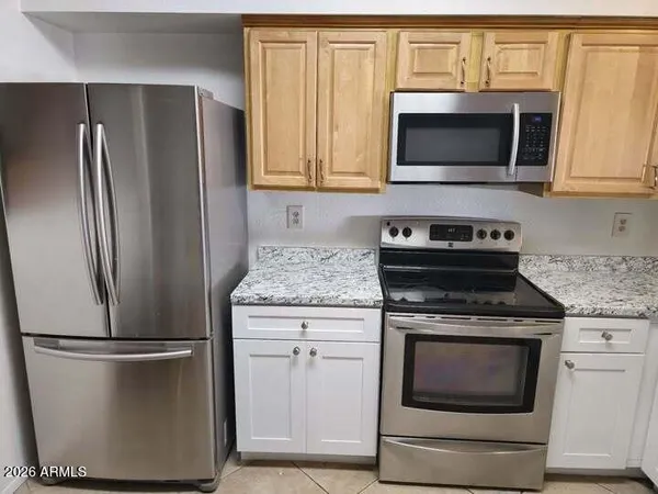 $365,000 | 814 West Tonopah Drive, Phoenix, AZ 85027