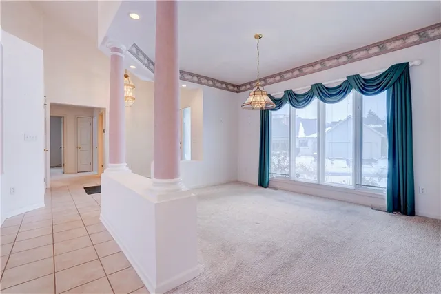 $489,900 | 2 Dartmouth Court, Pittsford, NY 14534