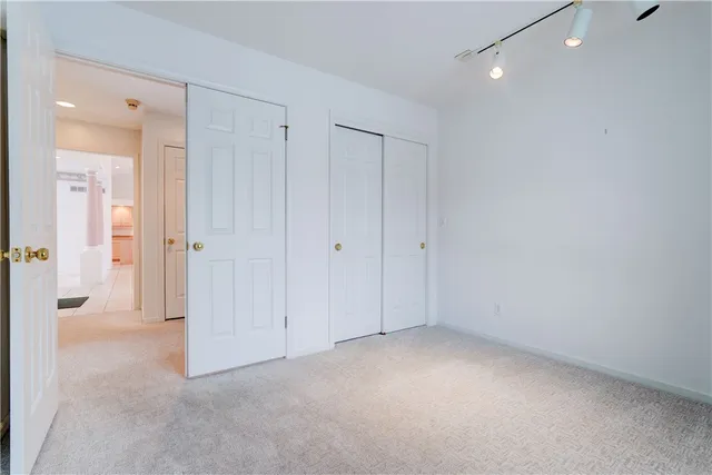 $489,900 | 2 Dartmouth Court, Pittsford, NY 14534