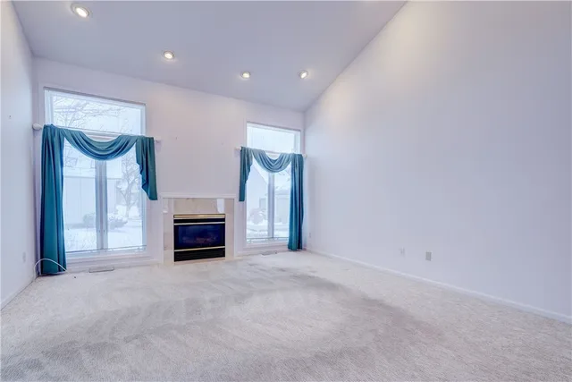 $489,900 | 2 Dartmouth Court, Pittsford, NY 14534