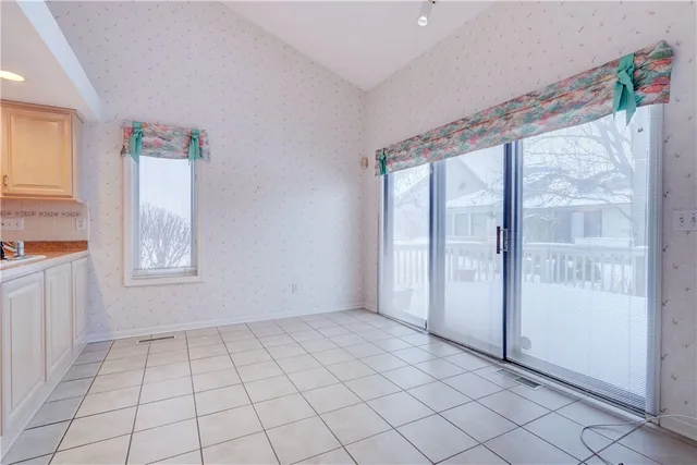 $489,900 | 2 Dartmouth Court, Pittsford, NY 14534