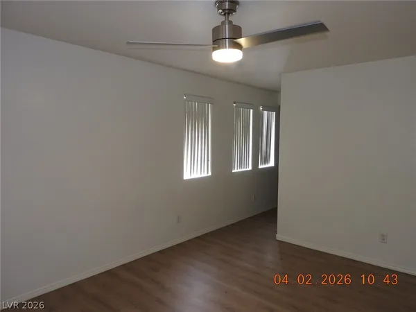 $2,100 | 906 Valetta Flat Avenue, Las Vegas, NV 89183