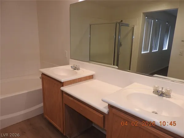 $2,100 | 906 Valetta Flat Avenue, Las Vegas, NV 89183