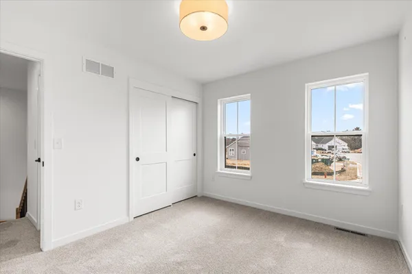 $643,900 | 584 Twin Creeks Drive, Oconomowoc, WI 53066