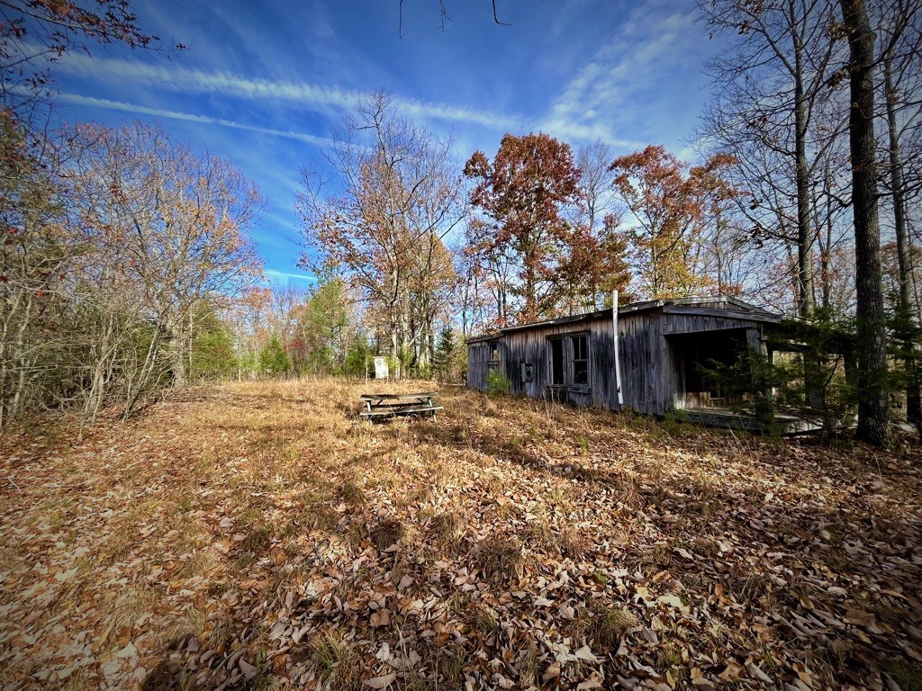 1017 Linden Farm Road Linden, TN 37096 - Photo 6 of 69 Gallery Image 6