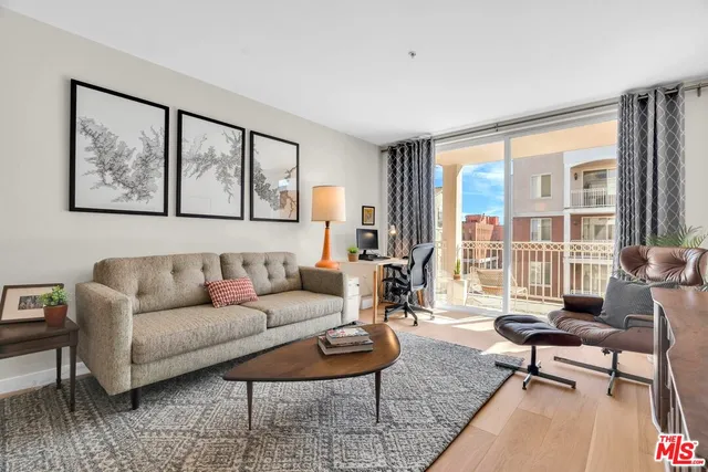 $469,000 | 3740 Santa Rosalia Drive, Unit 302, Los Angeles, CA 90008