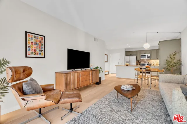 $469,000 | 3740 Santa Rosalia Drive, Unit 302, Los Angeles, CA 90008