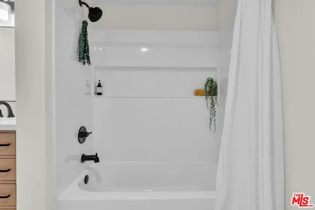 $469,000 | 3740 Santa Rosalia Drive, Unit 302, Los Angeles, CA 90008