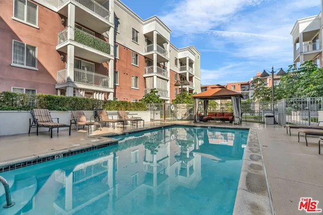 $469,000 | 3740 Santa Rosalia Drive, Unit 302, Los Angeles, CA 90008