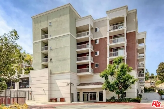 $469,000 | 3740 Santa Rosalia Drive, Unit 302, Los Angeles, CA 90008
