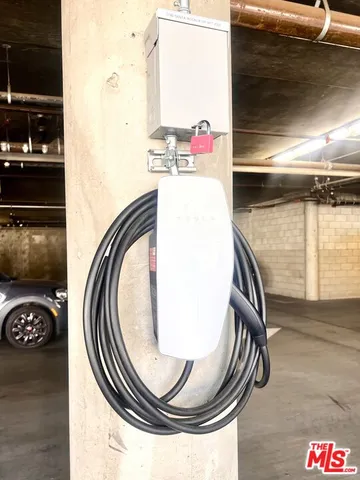 $469,000 | 3740 Santa Rosalia Drive, Unit 302, Los Angeles, CA 90008