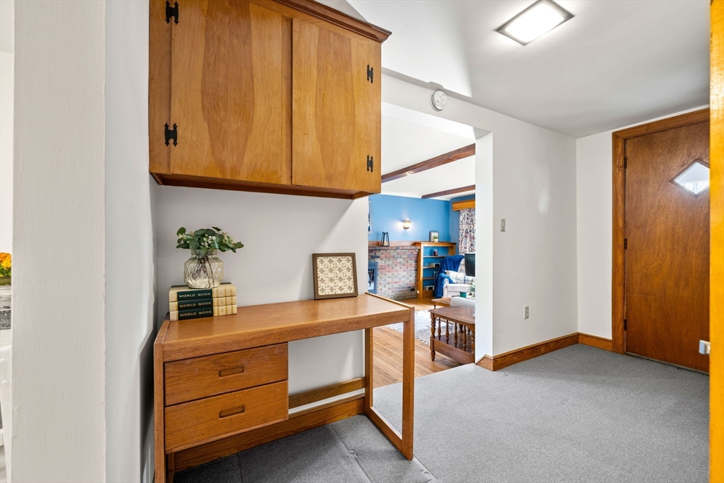 1 Ledgewood Road Wilmington, MA 01887 - Photo 21 of 36 a room with furniture and mirror
