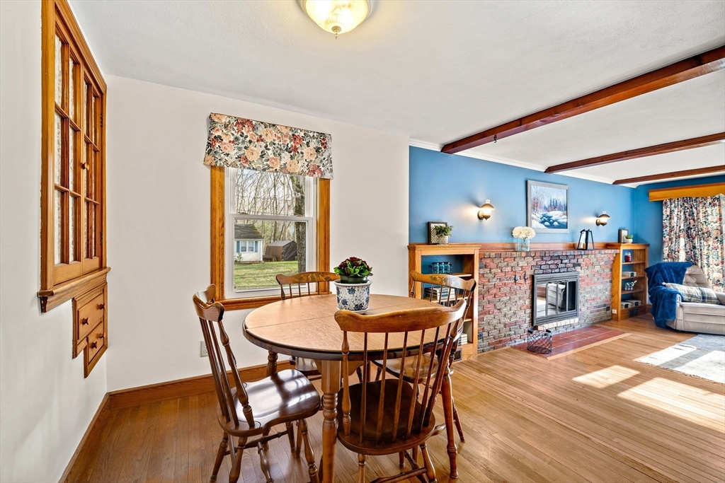 1 Ledgewood Road Wilmington, MA 01887 - Photo 8 of 36 a dining room with furniture and window