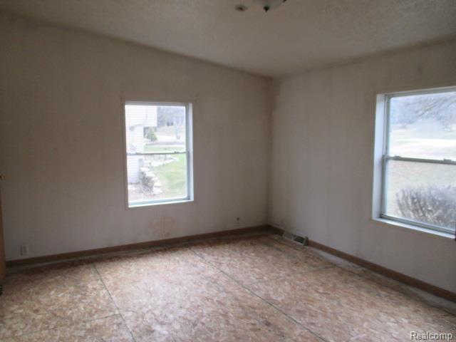 5114 West Harvard Road Clarkston, MI 48348 - Photo 8 of 14 living room view 2 - Copy.jpg