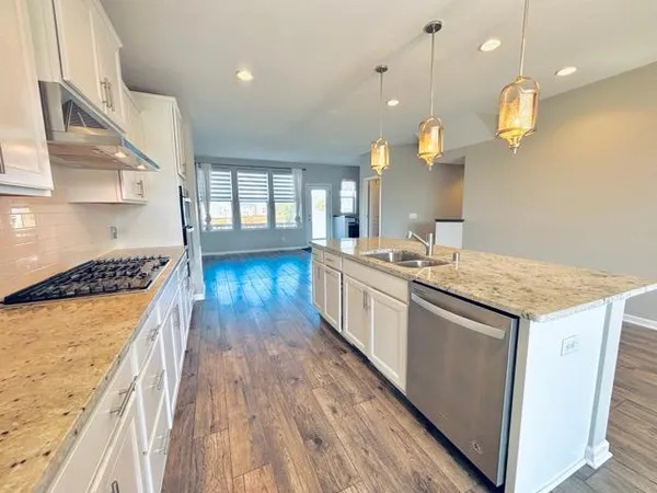 $390,000 | 661 Satori Way, Chaska, MN 55318