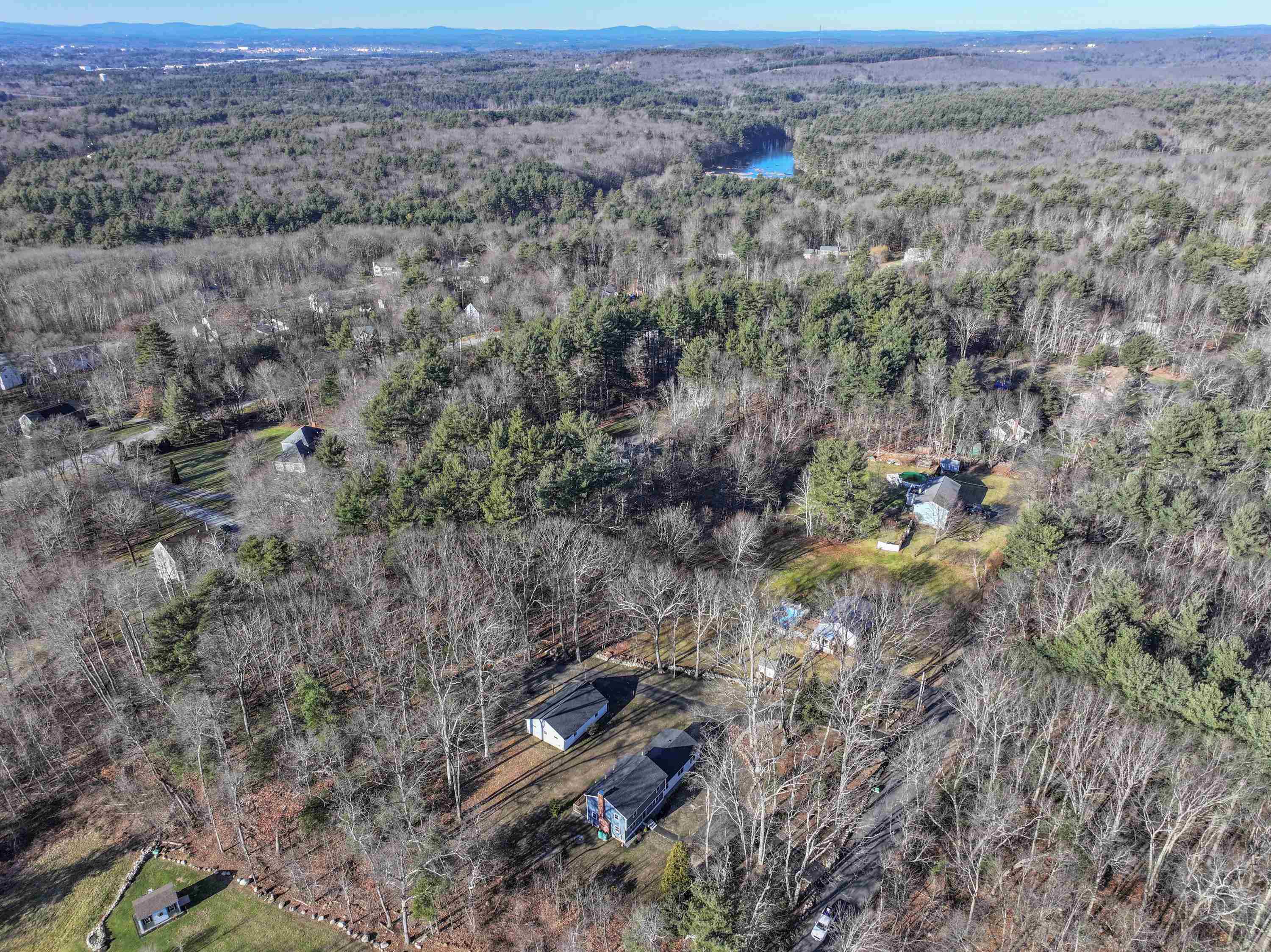 7 B Spaulding Hill Road Pelham, NH 03076 - Photo 4 of 13