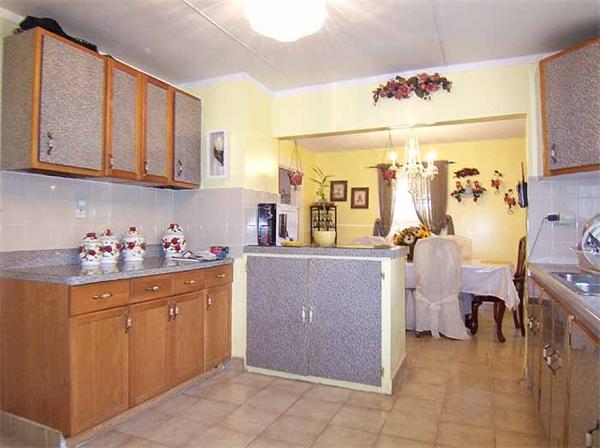 3 Norfolk Street Springfield, MA 01109 - Photo 7 of 15 a room with cabinets and wooden floor