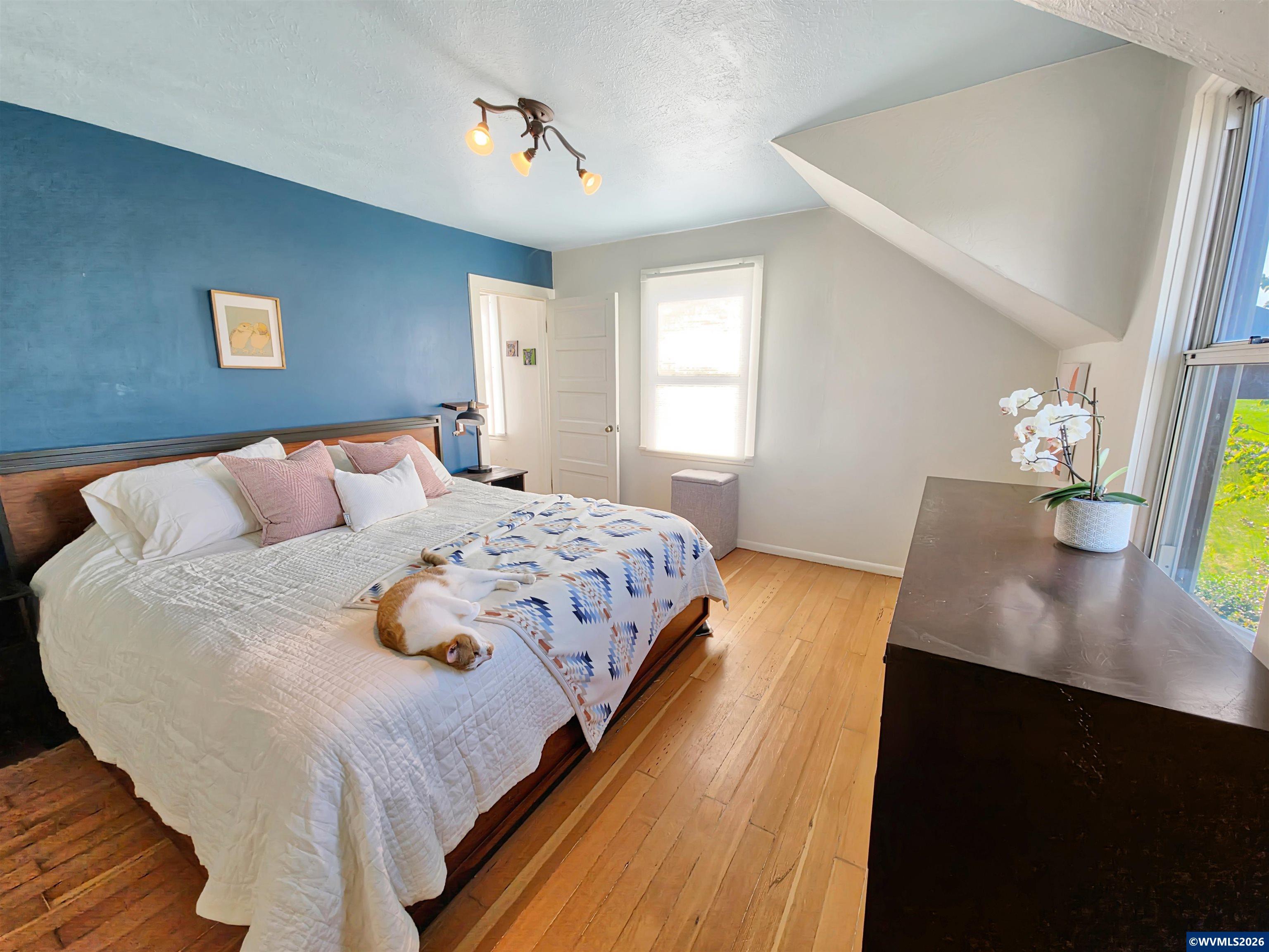 1290 Oak Villa Road Dallas, OR 97338 - Photo 13 of 46