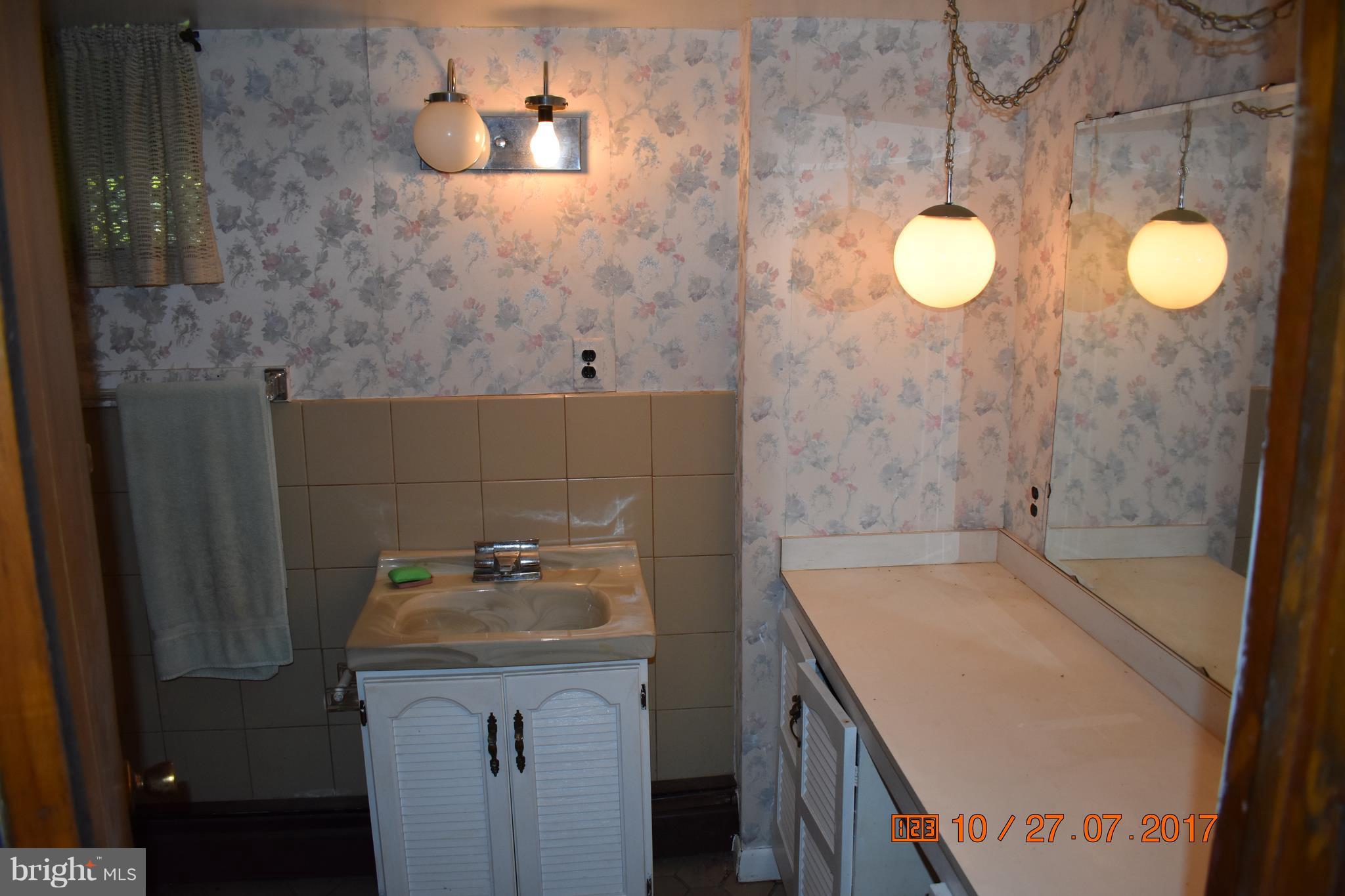 16704 Huron Street Accokeek, MD 20607 - Photo 12 of 16 Bath