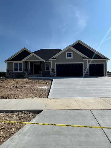 $619,990 | 456 Sandstone Street, Slinger, WI 53086