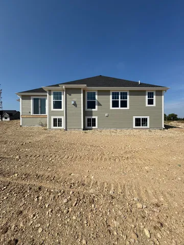 $619,990 | 456 Sandstone Street, Slinger, WI 53086