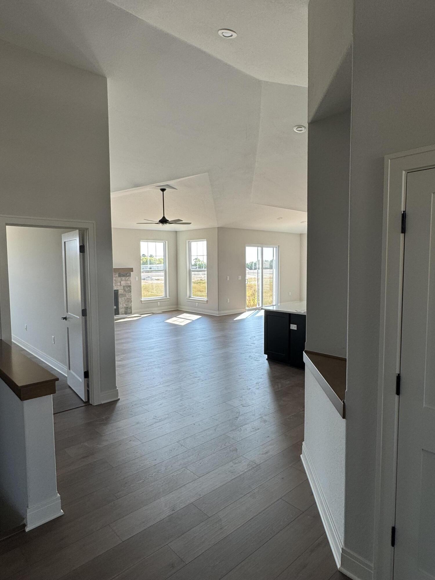 456 Sandstone Street Slinger, WI 53086 - Photo 6 of 19 IMG_1640