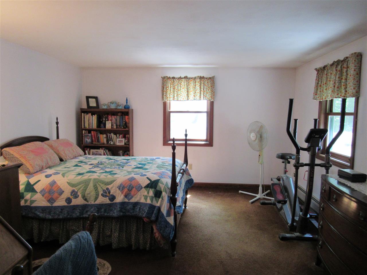 25 N Road Sandown, NH 03873 - Photo 17 of 30