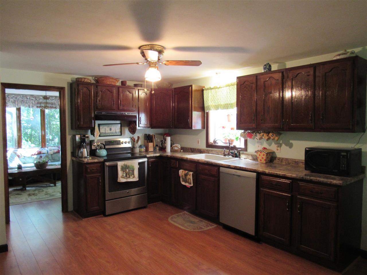 25 N Road Sandown, NH 03873 - Photo 3 of 30