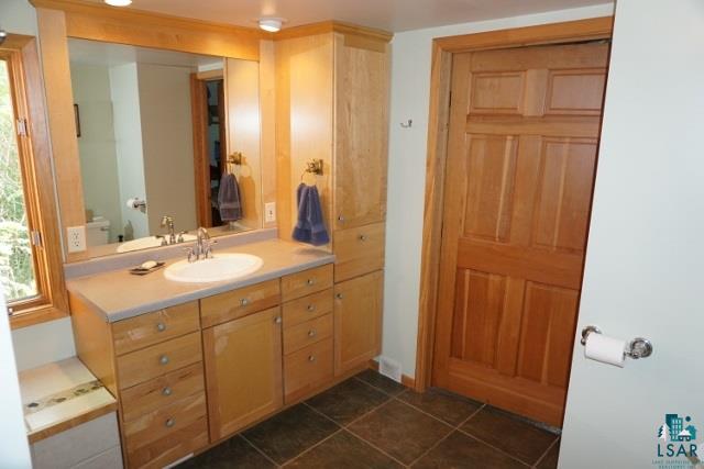 1424 West Knife River Road Two Harbors, MN 55616 - Photo 9 of 24 Gallery Image 9