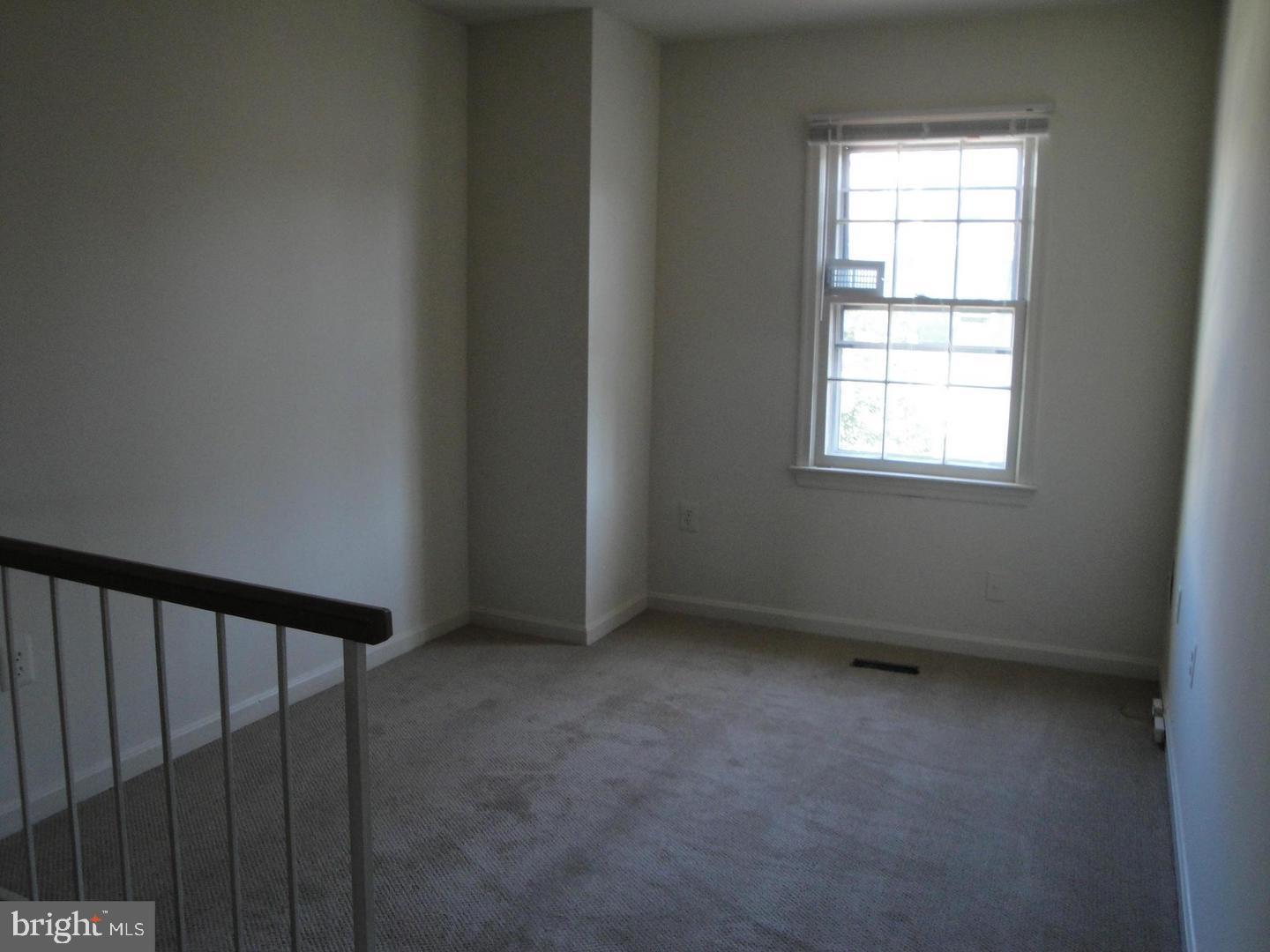 8029 Edinburgh Drive Springfield, VA 22153 - Photo 10 of 24