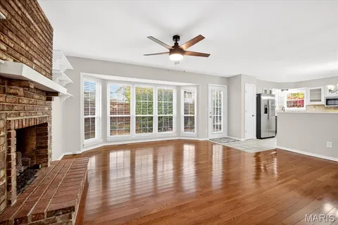 $395,000 | 2705 Bluff Creek Court, St. Louis, MO 63129