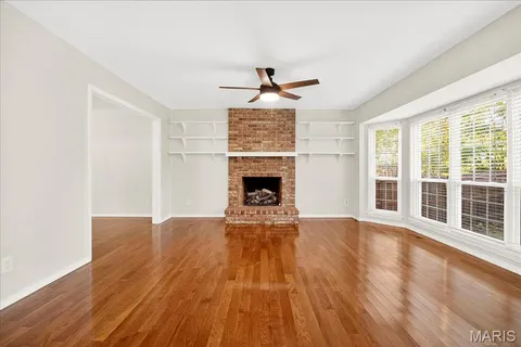 $395,000 | 2705 Bluff Creek Court, St. Louis, MO 63129