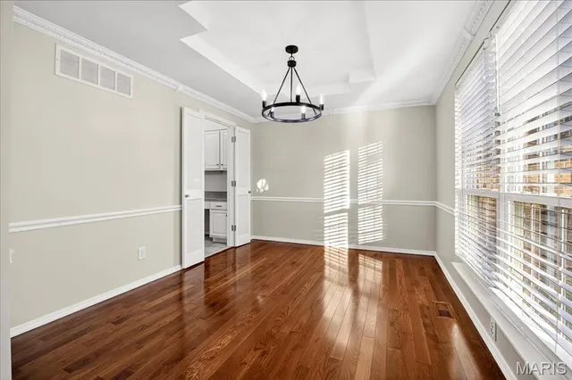 $395,000 | 2705 Bluff Creek Court, St. Louis, MO 63129