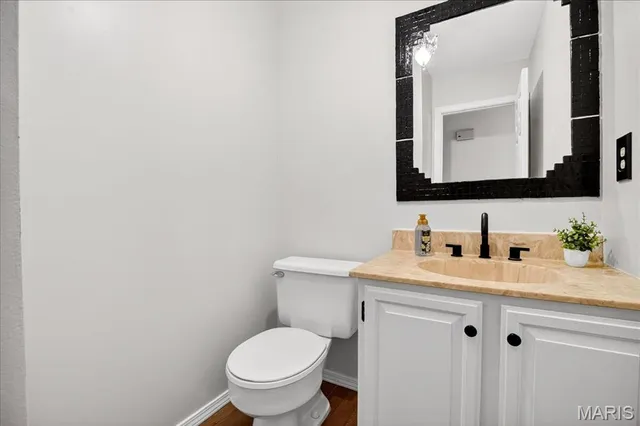 $395,000 | 2705 Bluff Creek Court, St. Louis, MO 63129