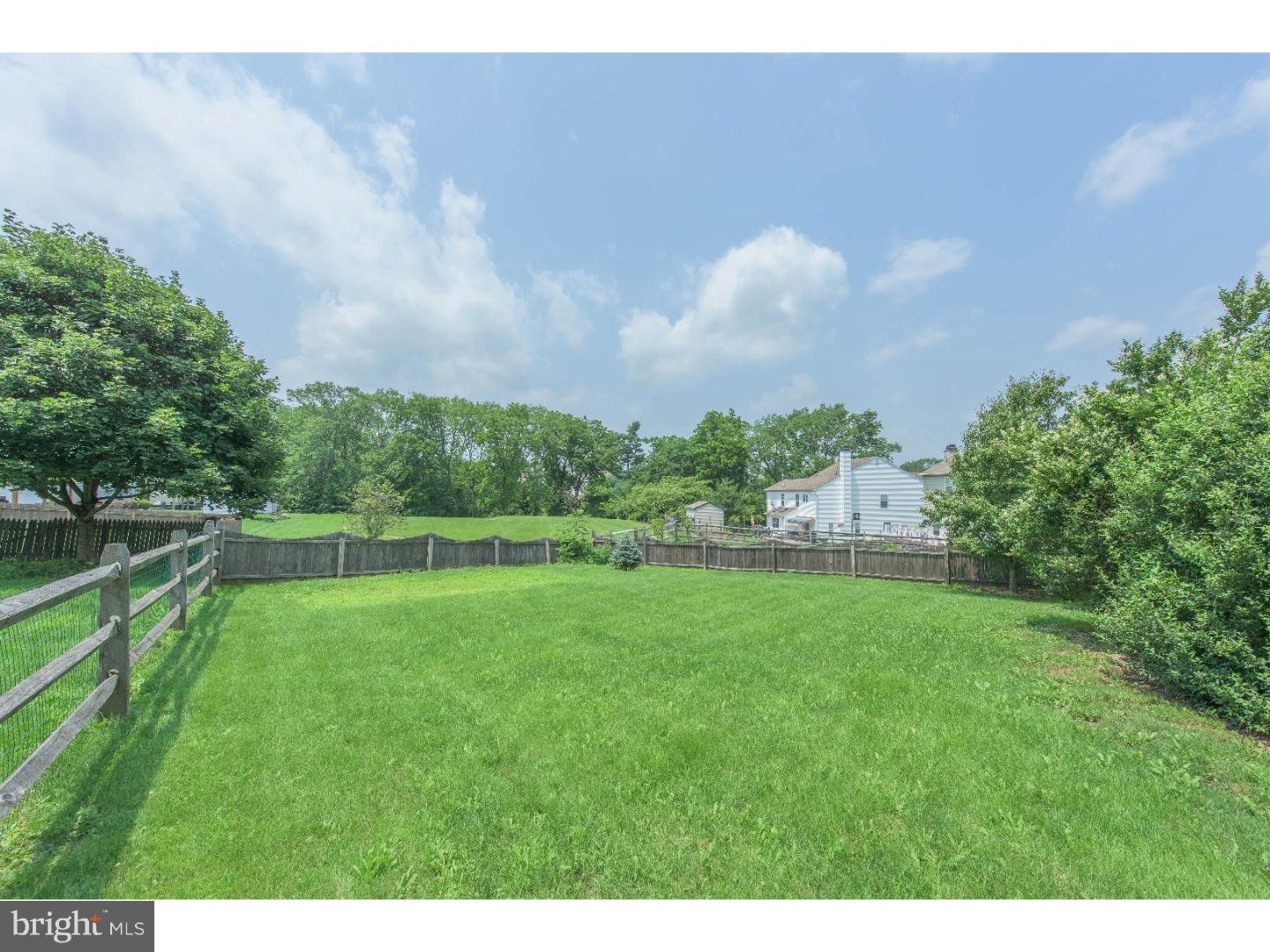 652 Melvin Road Telford, PA 18969 - Photo 23 of 25 a view of a back yard