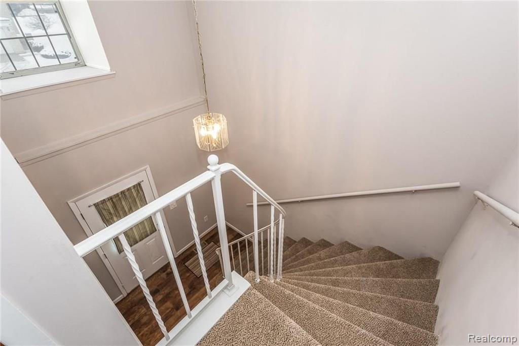 108 Manor Way Rochester, MI 48309 - Photo 26 of 32