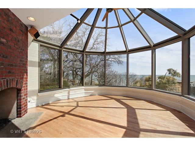 1203 Whitebridge Hill Road Winnetka, IL 60093 - Photo 7 of 24 a view of a indoor pool