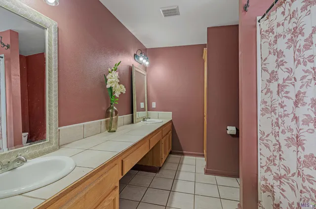 $260,000 | 13452 Chase Street, Gonzales, LA 70737