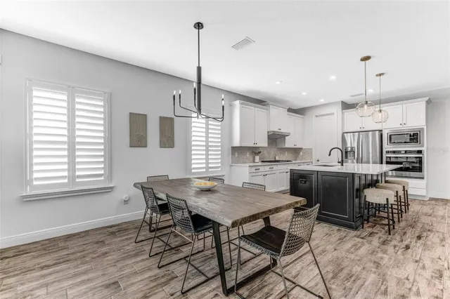 $459,999 | 5905 Silver Sun Drive, Apollo Beach, FL 33572