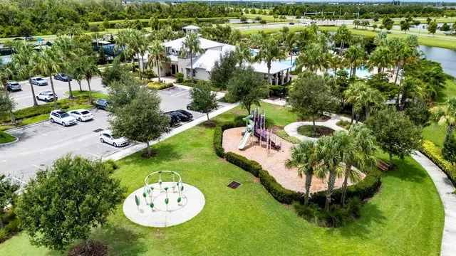 $459,999 | 5905 Silver Sun Drive, Apollo Beach, FL 33572