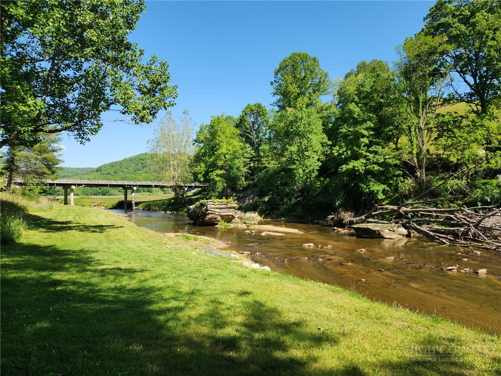 149 River Spring Road Sugar Grove, NC 28679 - Photo 32 of 38
