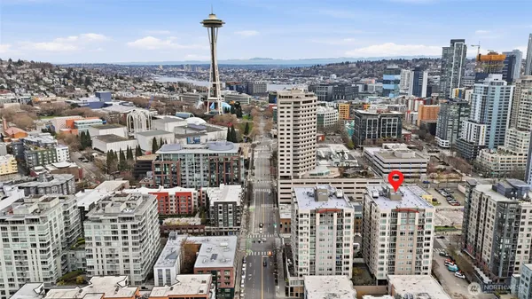 $365,000 | 2801 1st Avenue, Unit 504, Seattle, WA 98121