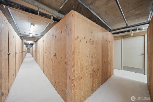 $365,000 | 2801 1st Avenue, Unit 504, Seattle, WA 98121