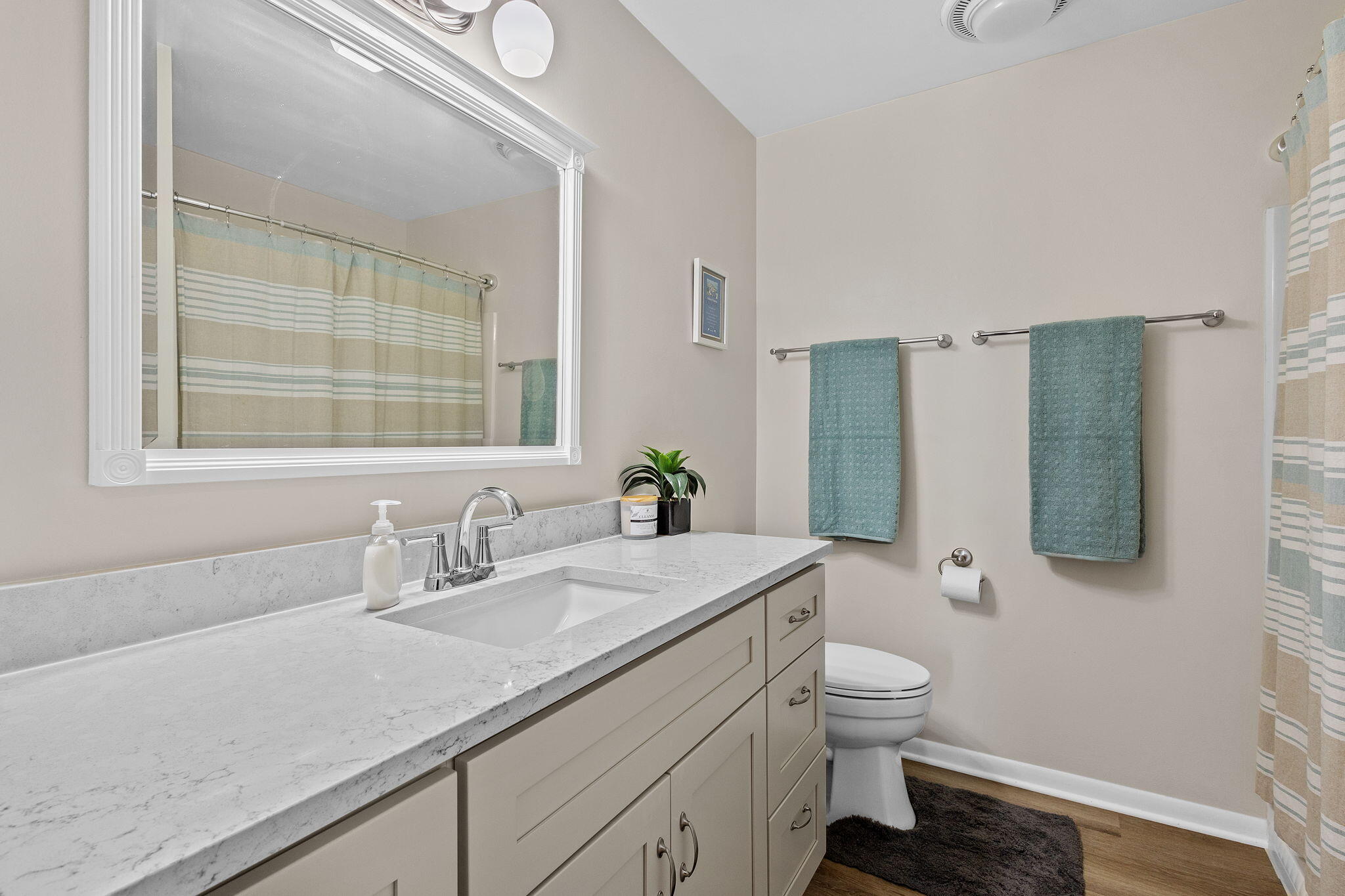 405 Old Stone Road, Unit 6 Munster, IN 46321 - Photo 8 of 25 2048x1365