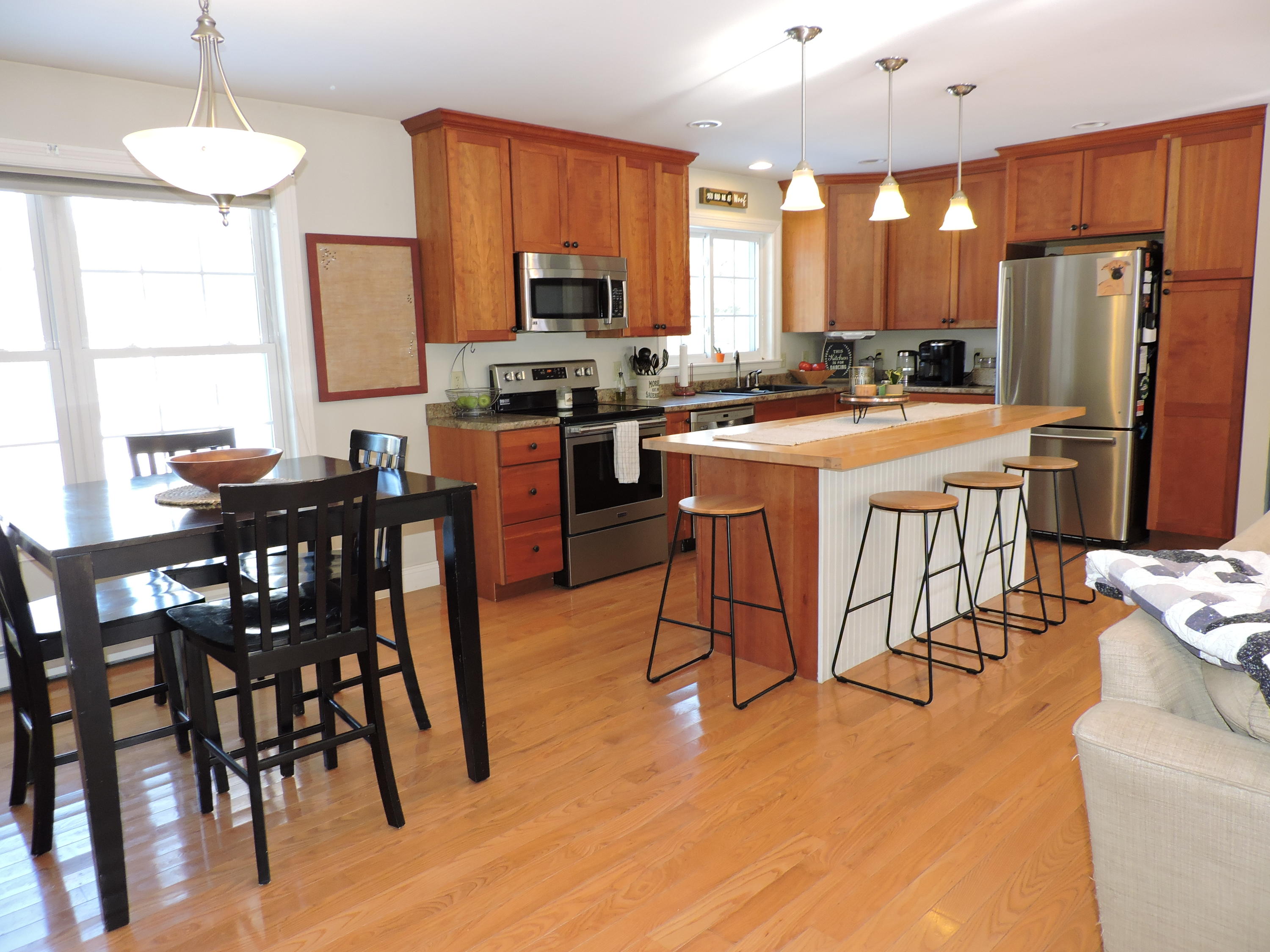 259 Sawyer Road Hampden, ME 04444 - Photo 33 of 47 Kitchen/dining
