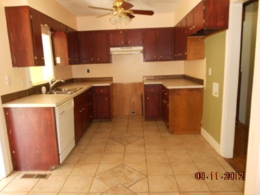 1674 Dutch Valley Road Clinton, TN 37716 - Photo 6 of 9 Additional Photo
