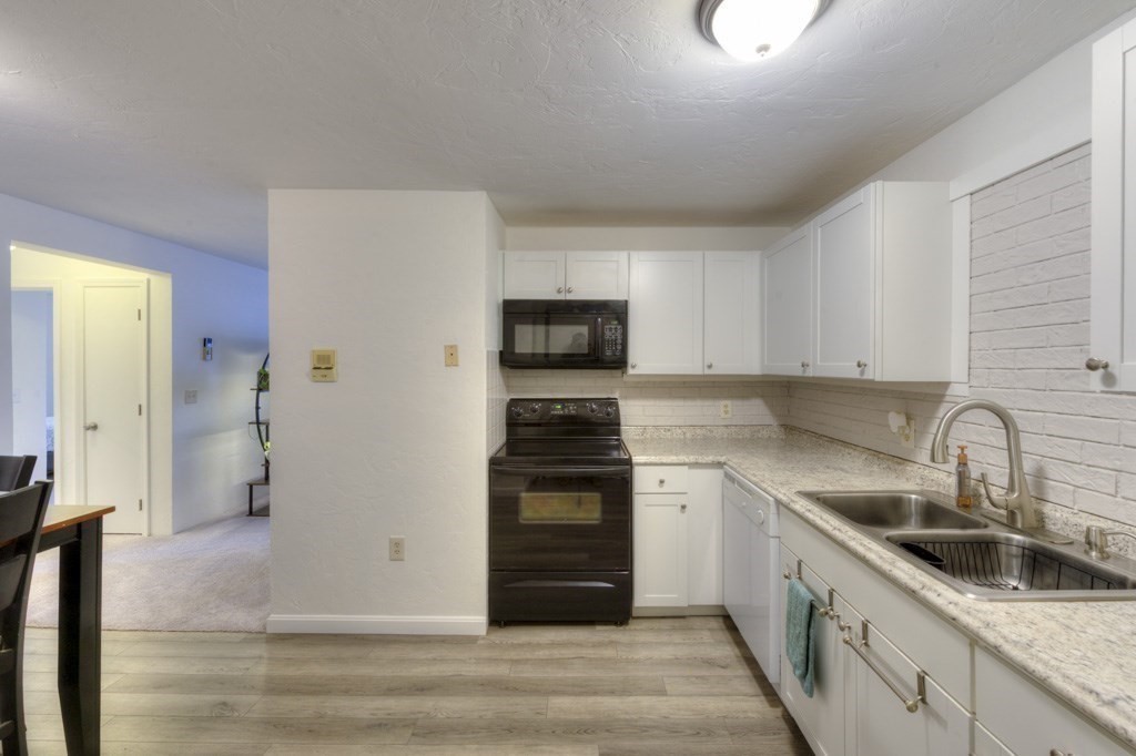 48 Gibbs Street, Unit 21B Worcester, MA 01607 - Photo 7 of 31